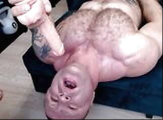 bodybuilder gay hairy hd loves